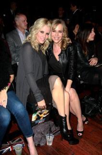 Julie Benz feet photo thumbnail