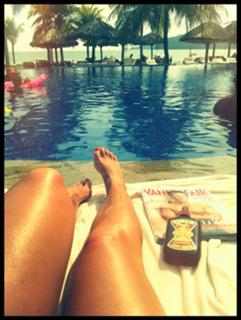 Julie Benz feet photo thumbnail