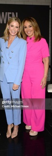 Julie Bowen feet photo thumbnail