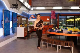 Julie Chen Moonves feet photo thumbnail