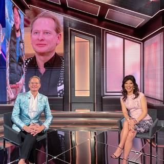 Julie Chen Moonves feet photo thumbnail
