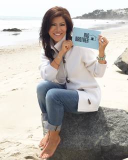 Julie Chen Moonves feet photo thumbnail