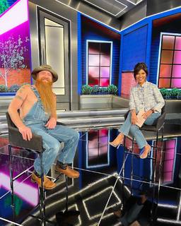 Julie Chen Moonves feet photo thumbnail