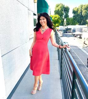 Julie Chen Moonves feet photo thumbnail