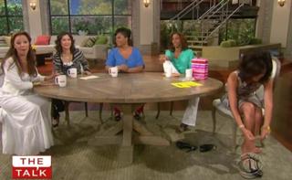 Julie Chen Moonves feet photo thumbnail