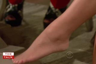 Julie Chen Moonves feet photo thumbnail