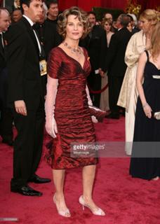 Julie Christie feet photo 3