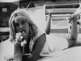 Julie Christie feet photo 15