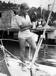 Julie Christie feet photo 5