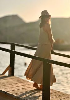 Julie De Bona feet photo 10