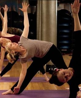 Julie Delpy feet photo thumbnail