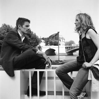 Julie Delpy feet photo thumbnail