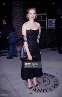 Julie Delpy feet photo thumbnail