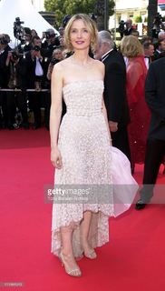 Julie Delpy feet photo thumbnail