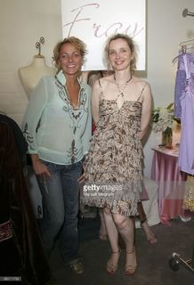 Julie Delpy feet photo thumbnail