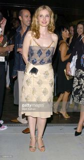 Julie Delpy feet photo thumbnail