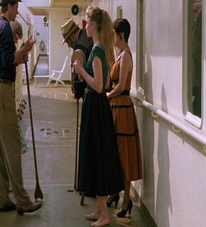 Julie Delpy feet photo thumbnail