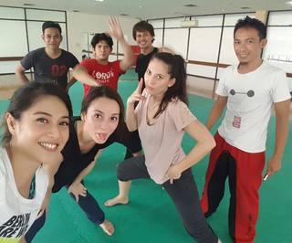 Julie Estelle feet photo 1