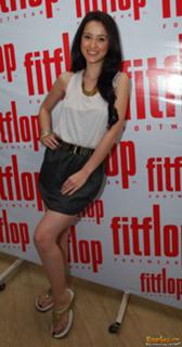 Julie Estelle feet photo 20