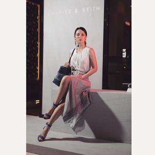 Julie Estelle feet photo 1