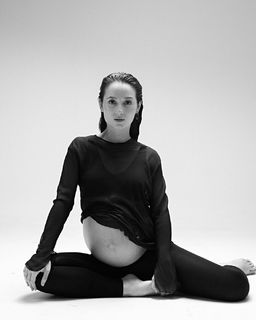 Julie Estelle feet photo 4