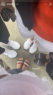 Julie Estelle feet photo 2