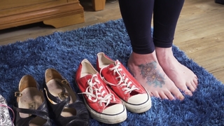 Julie Felton feet photo 16