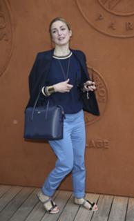 Julie Gayet feet photo 4