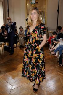 Julie Gayet feet photo 1