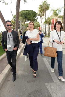 Julie Gayet feet photo 20