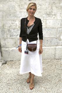 Julie Gayet feet photo 3