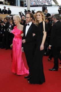 Julie Gayet feet photo 8