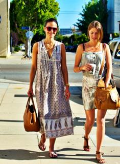 Julie Gonzalo feet photo thumbnail