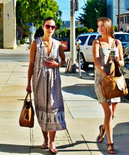 Julie Gonzalo feet photo thumbnail