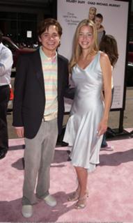 Julie Gonzalo feet photo thumbnail