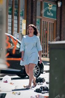 Julie Graham feet photo 11