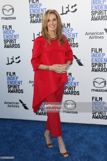Julie Hagerty feet photo 3