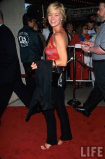 Julie McCullough feet photo 9