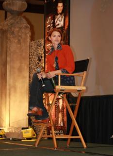 Julie McNiven feet photo 15