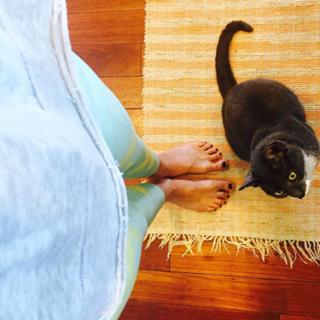Julie McNiven feet photo 18
