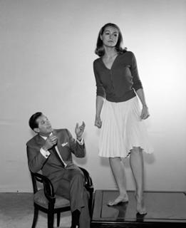 Julie Newmar feet photo thumbnail