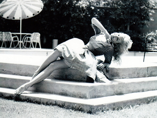 Julie Newmar feet photo thumbnail