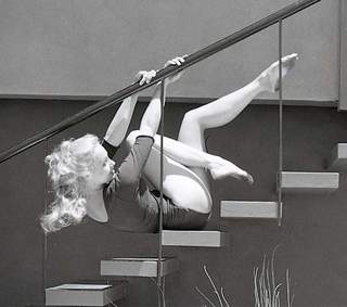 Julie Newmar feet photo thumbnail