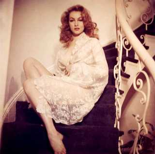Julie Newmar feet photo thumbnail