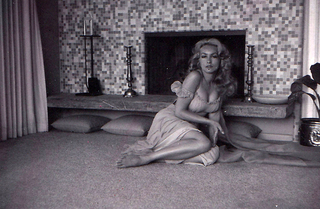 Julie Newmar feet photo thumbnail