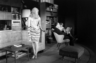 Julie Newmar feet photo thumbnail