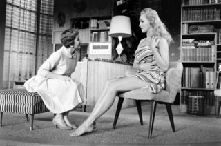 Julie Newmar feet photo thumbnail