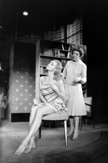 Julie Newmar feet photo thumbnail