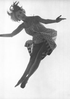 Julie Newmar feet photo thumbnail