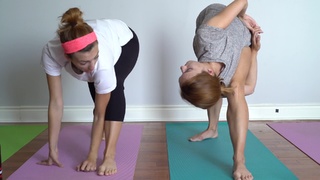 Julie Nolke feet photo thumbnail